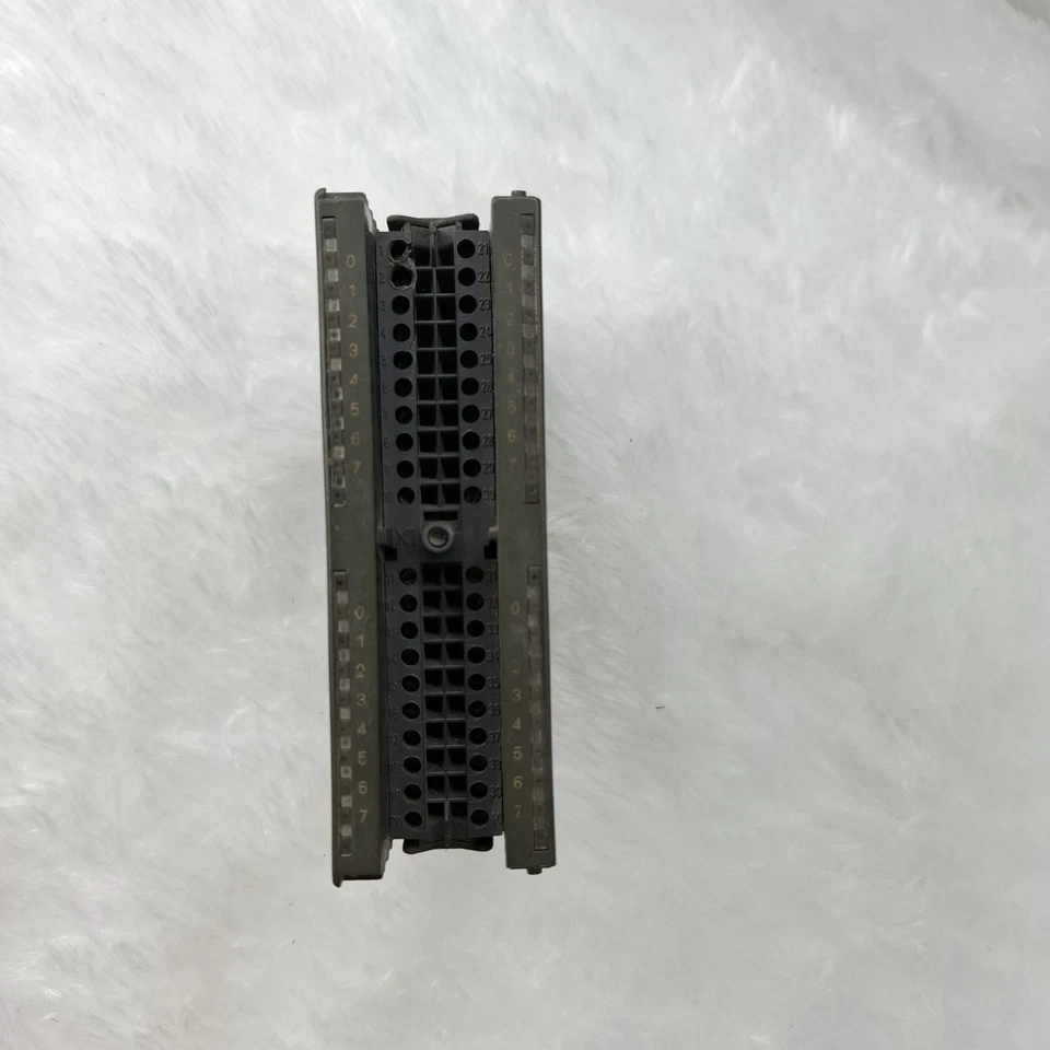 SIEMENS SIMATIC S7 6ES7 321-1BL00-0AA0 E-Stand : 02 6ES73211BL000AA0